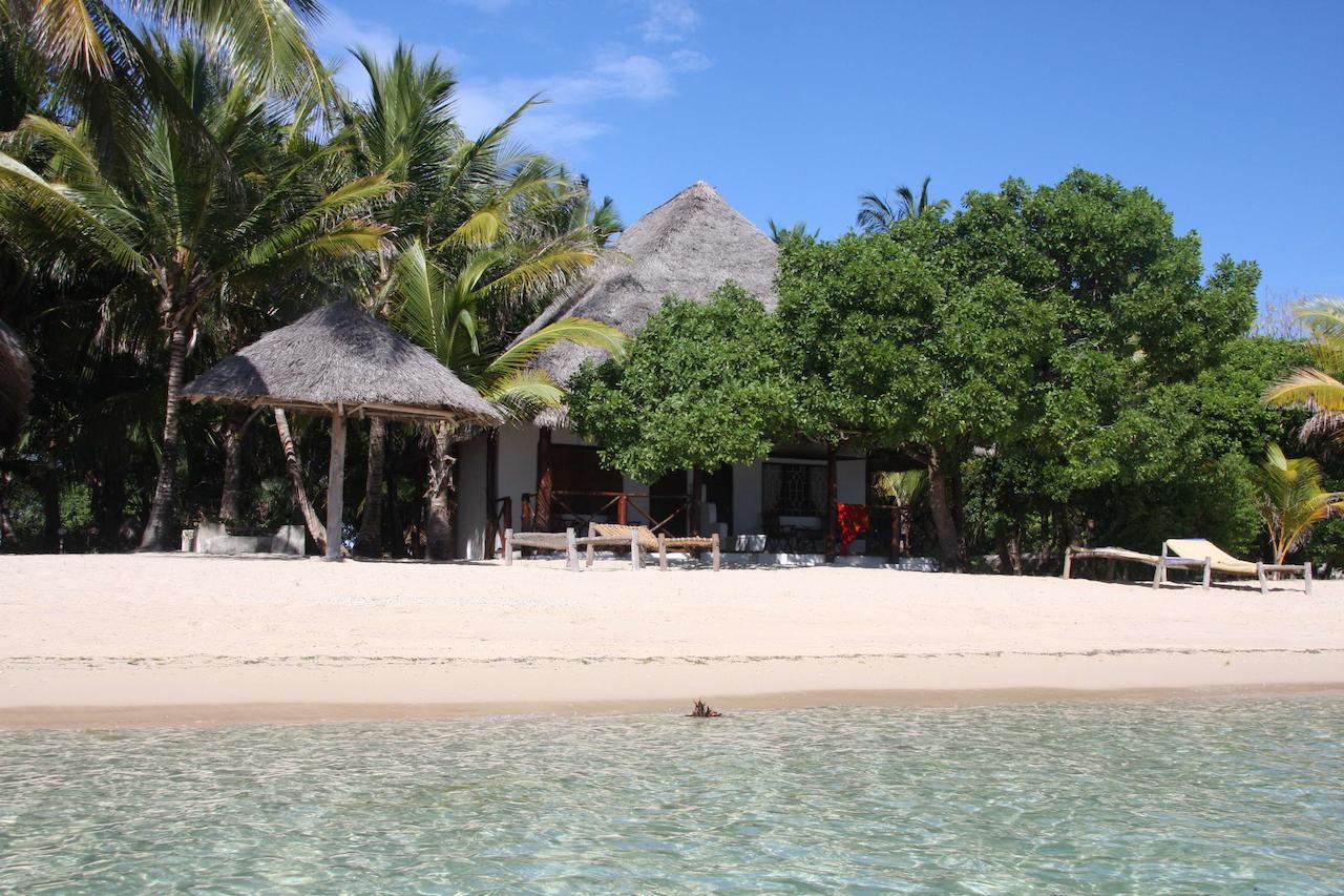 Отель Chapwani Private Island Grave Island Номер фото
